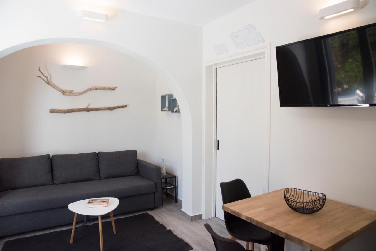 Willa White New 1Bd House With Private Jacuzzi In Isterni Isterni  Zewnętrze zdjęcie